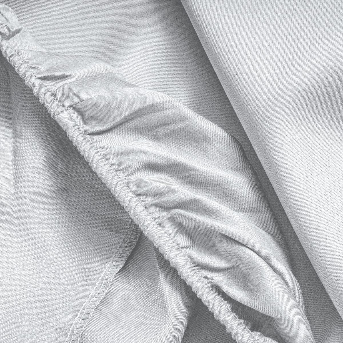 Primaviera Satin Deluxe Spannbettuch - Weiß - Image 3