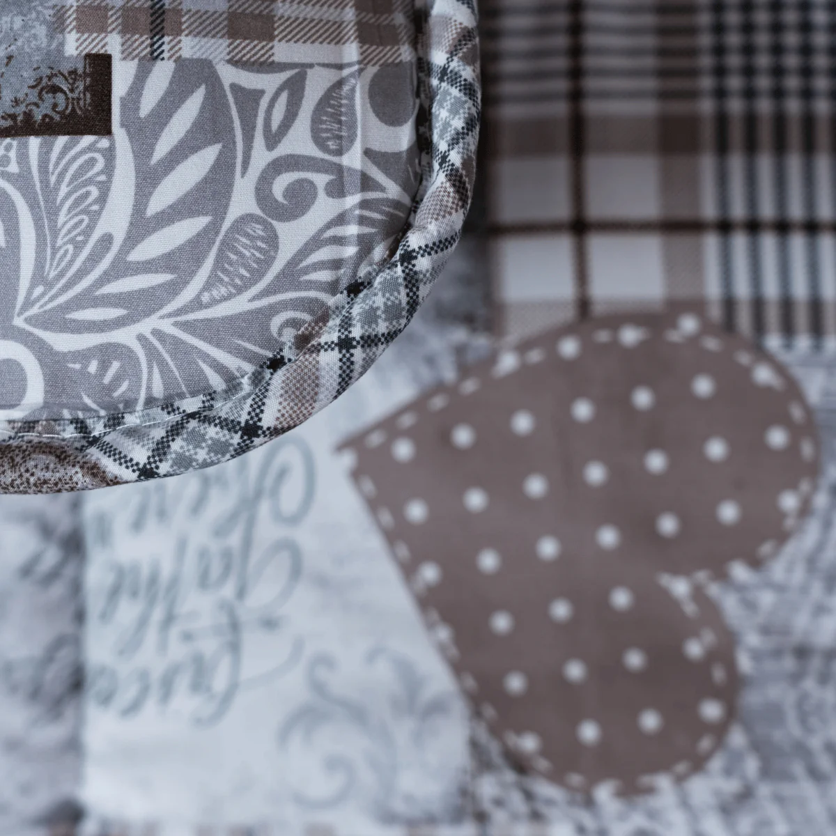 Zelesta Comfort Design Sommerdecke - Patchwork Hearts - Image 13