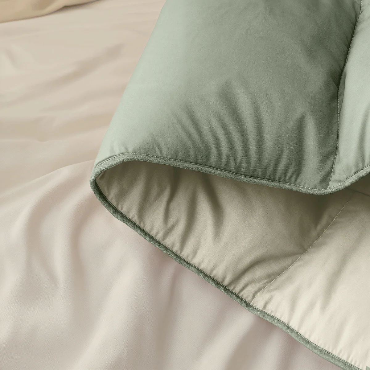 Zelesta Deluxe Perkal-Baumwolle Bettdecke - Olivgrün & Mint - Image 9